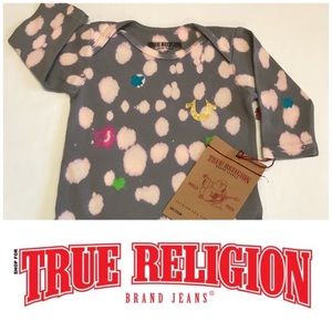 ✨HP✨ True Religion Splatter Long Sleeve Onesie